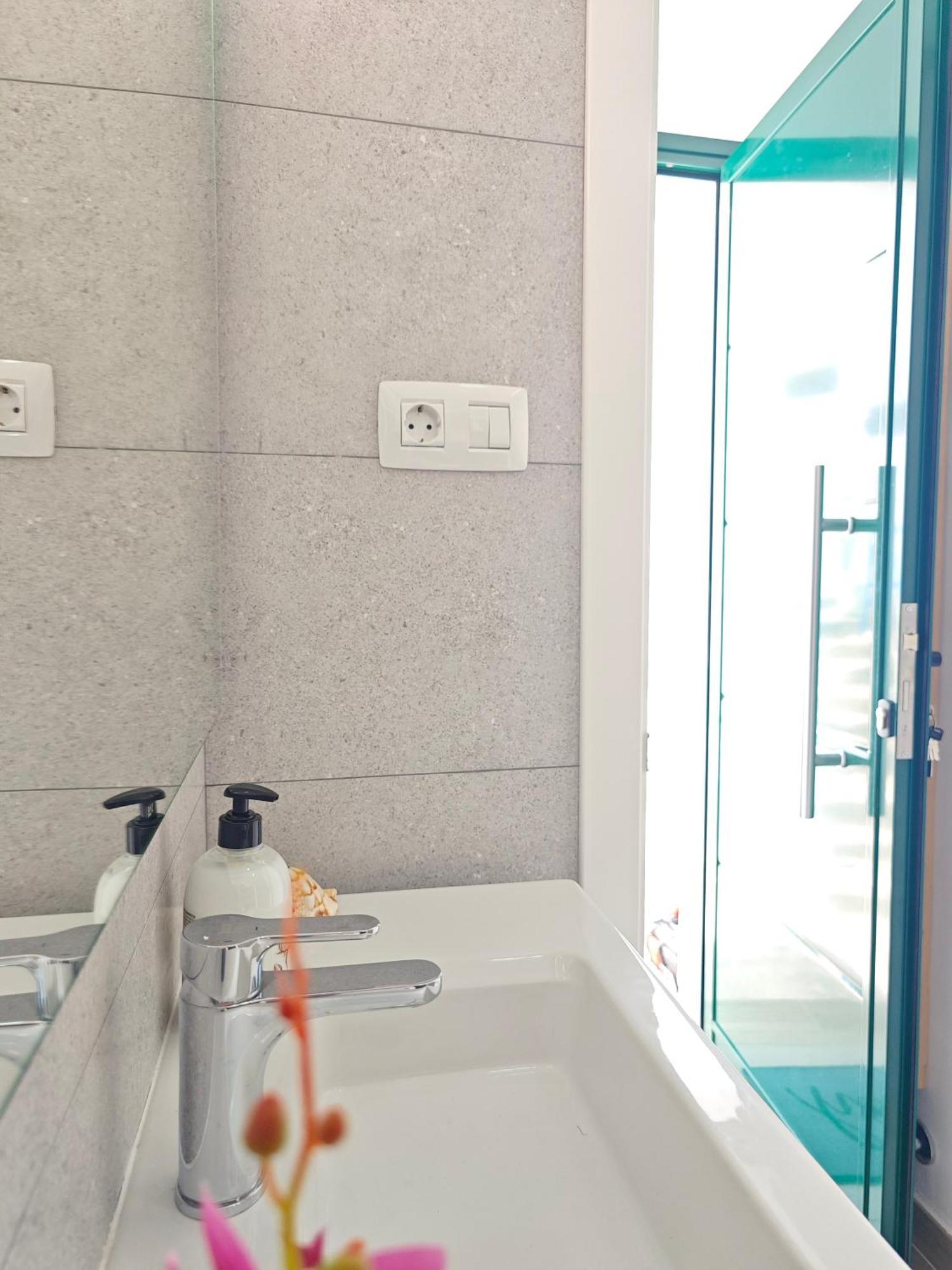 Cozy Apartment In Front Of The Natural Pools El Pris Εξωτερικό φωτογραφία